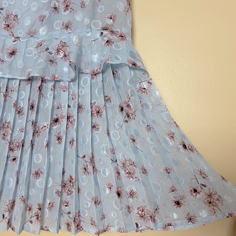 Lulus Terrace View Midi Dress M Floral Pleated NWT Cottagecore Romantic Party - Picture 8 of 16